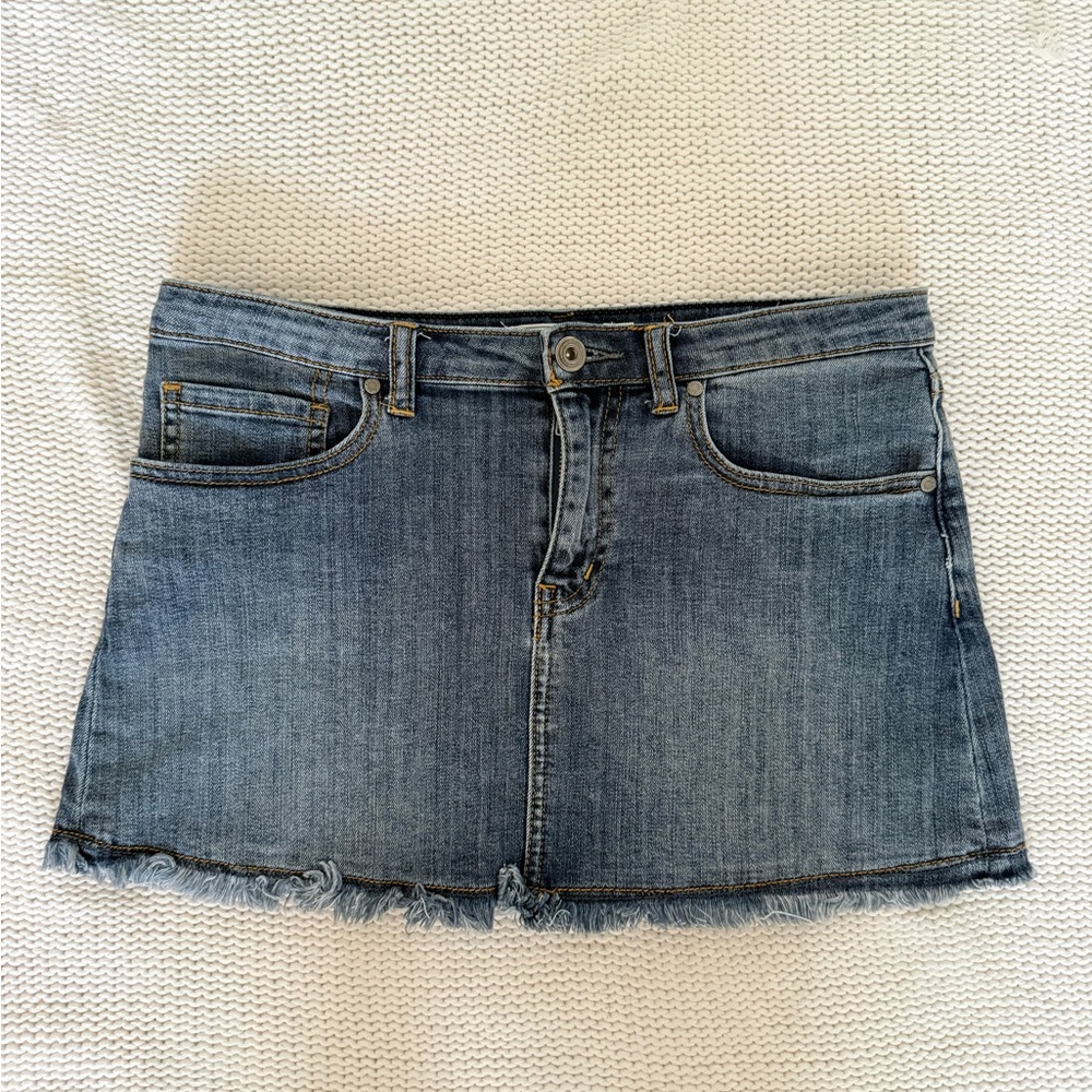 Melrose and Market Denim Mini Skirt with Frayed Hem